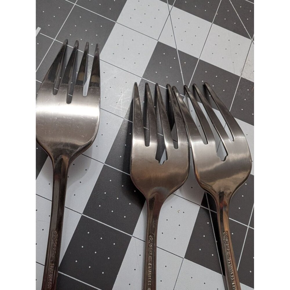 Rogers China Stainless Steel Triumph RG53 lot 3 forks various sizes - Picture 6 of 6